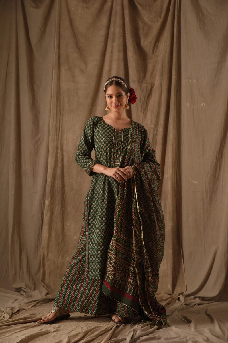 SYF Green Fogg Elegant Printed Rayon Kurta Set with Chanderi Dupatta