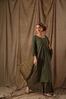 SYF Green Fogg Elegant Printed Rayon Kurta Set with Chanderi Dupatta