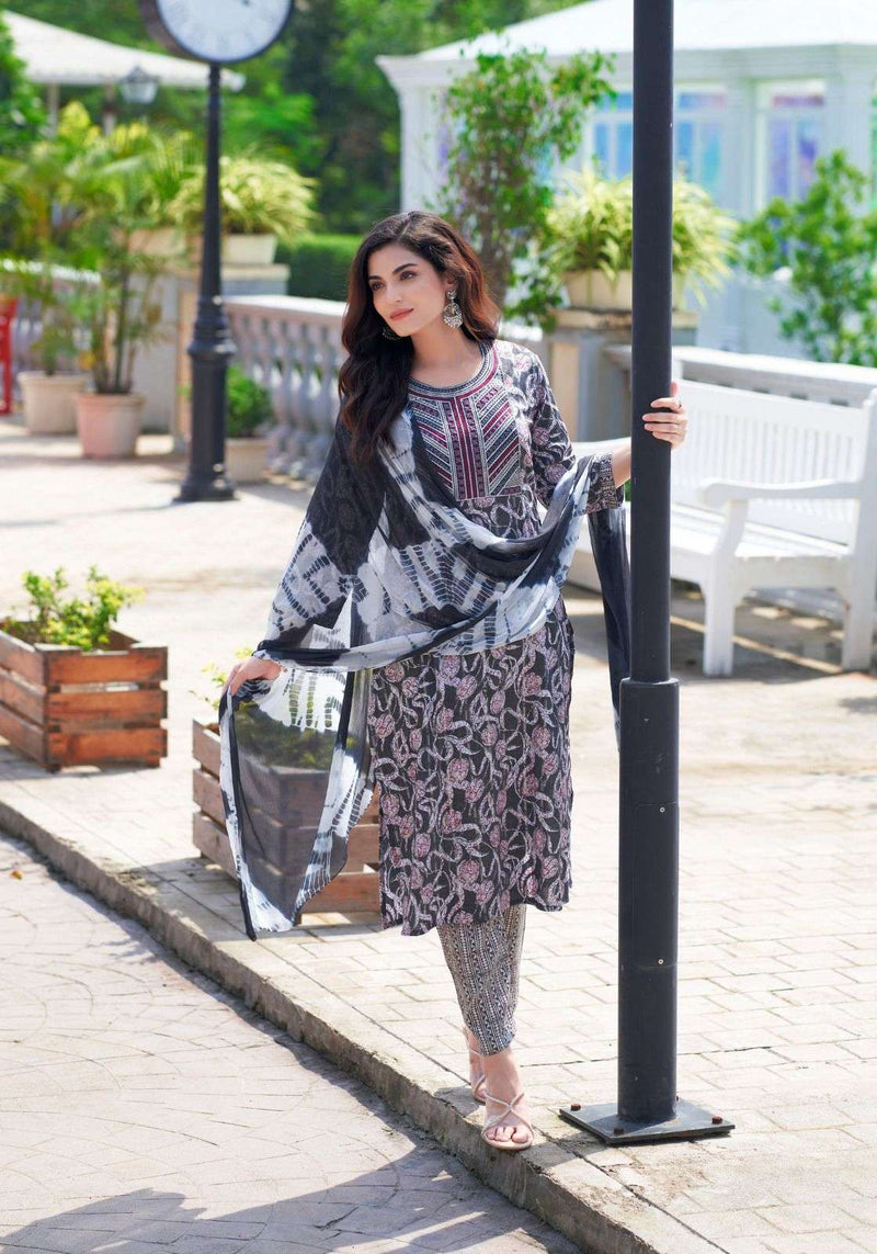 Mystic 9 Meera Vol 1 Rayon Capsule Foil Print Daily Wear Kurti Pant Dupatta Set