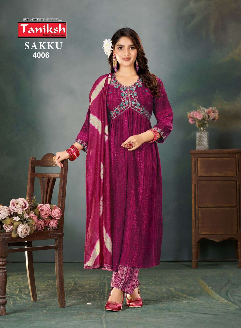 Taniksh Sakku Vol 4 Rayon Work Alia Cut Kurti With Lace Dupatta Combo Set