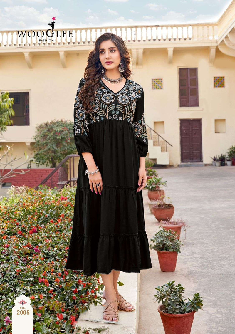 Wooglee Anchal Rayon Thread Hand Work Designer Fancy Casual Wear Kurti Set