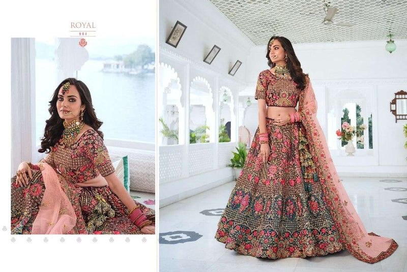 Baraat bride dress inspo | Latest bridal dresses, Pakistani bridal lehenga,  Bridal dress fashion